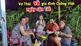 Vợ Thái Cùng Gia Đình Chồng Việt Lần Đầu Làm Bánh Tét Đón Tết